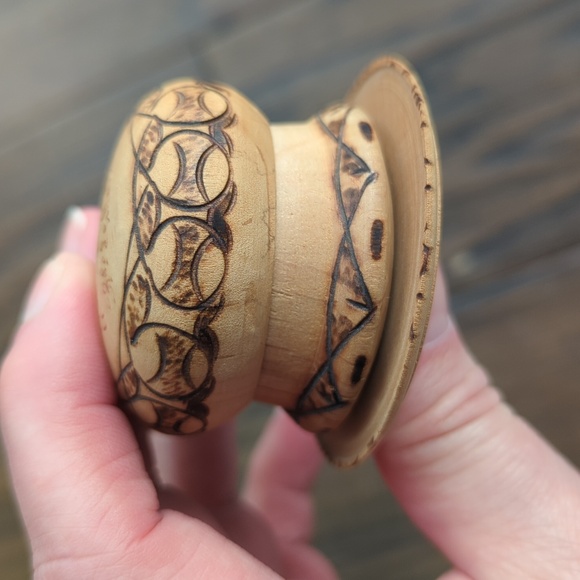 Miniature Tea Set With - Picture 10 of 11